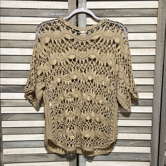 Chico’s Tan Crocheted Flutter Sleeve Shirt Size 1 (Medium) - Picture 2 of 3
